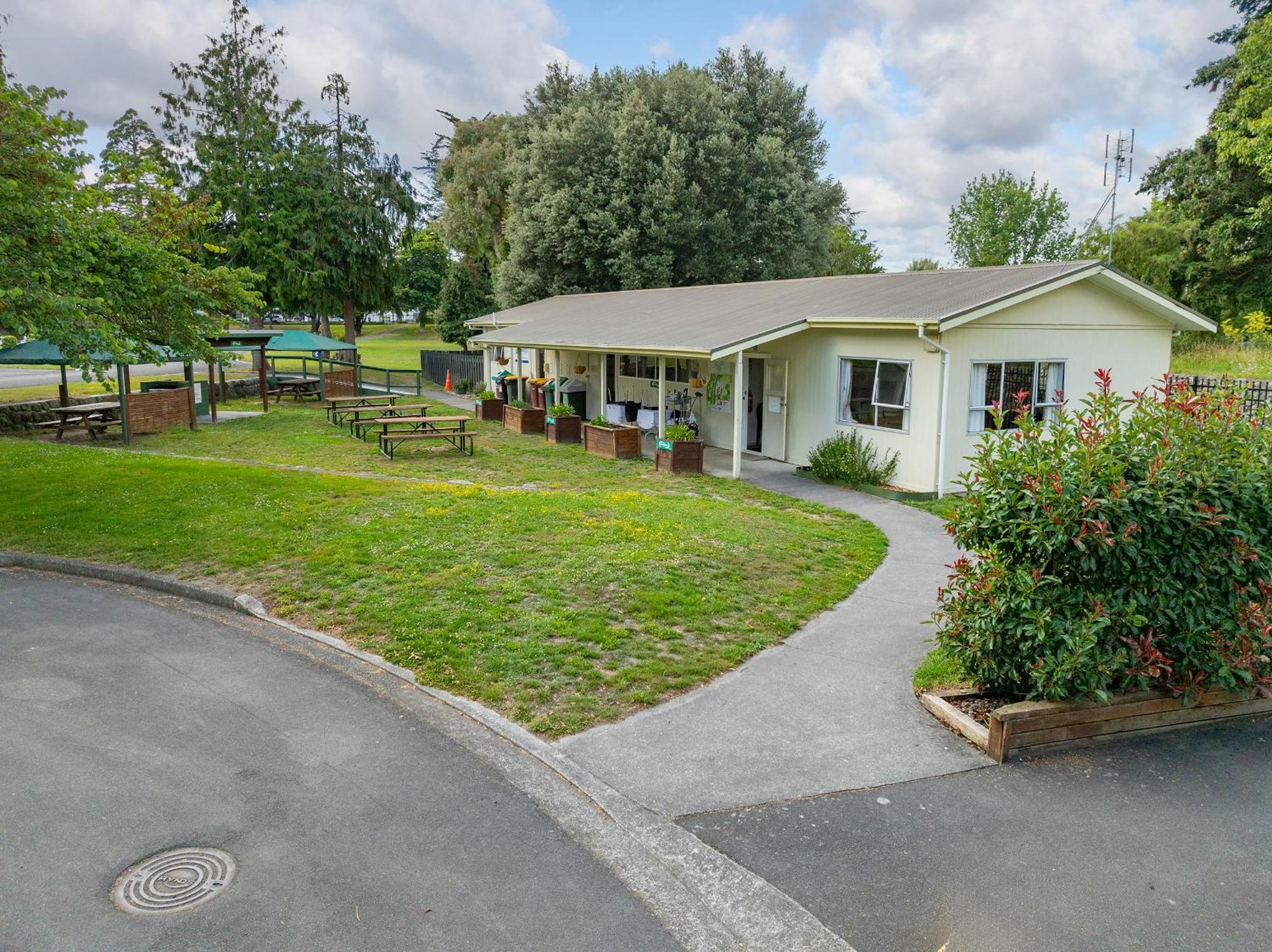 Mawley Holiday Park Masterton Exterior photo